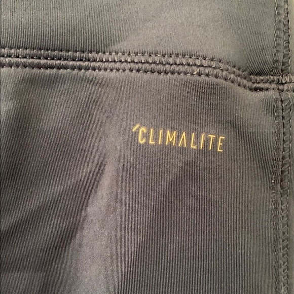Adidas Women’s Climalite Navy and Pink Leggings Size XS - Picture 3 of 7